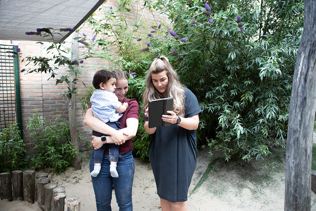 Foto PS'er met tablet