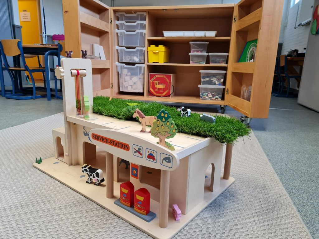 speelgoed tankstation van hout