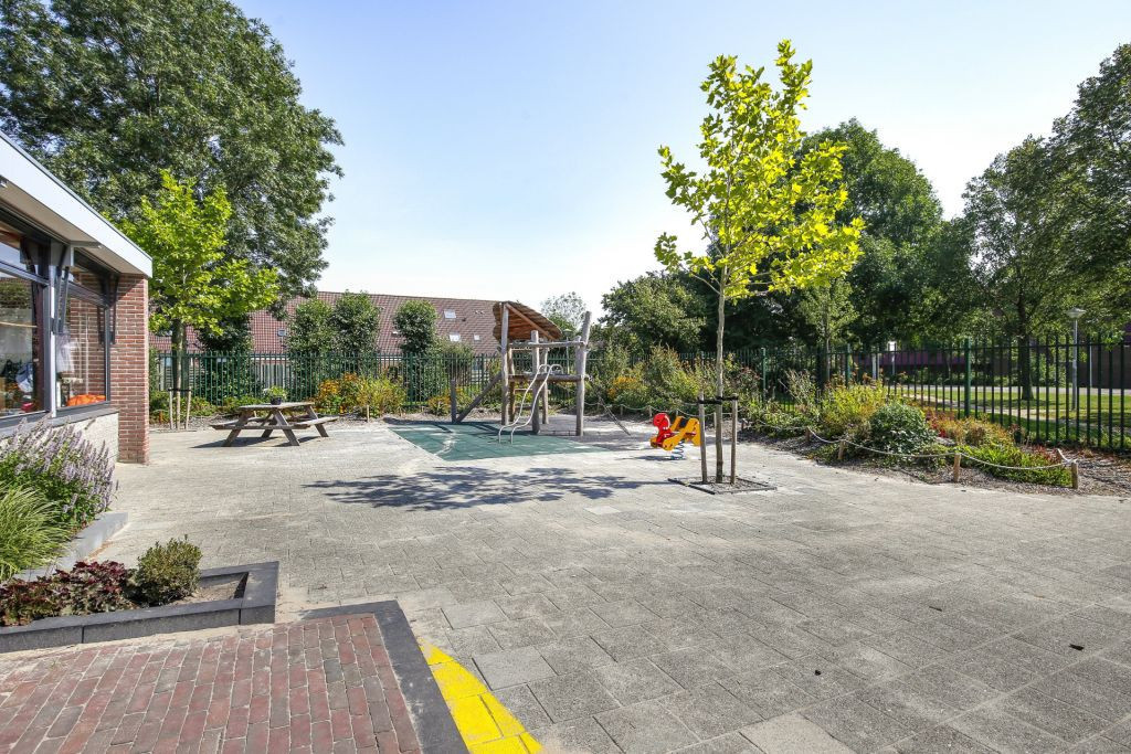 schoolplein van locatie De Flierefluiter in Hoorn
