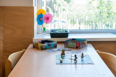 Spelletje ligt klaar op tafel