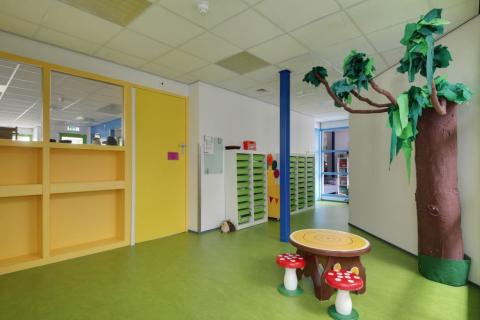 hal van kinderdagverblijf Midwoud Berend Botje